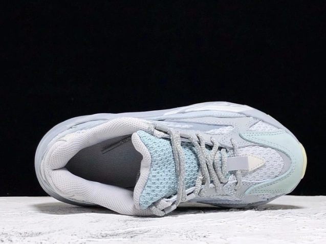 Yeezy FW2549 'Inertia' 700 V2 Adidas Boost 1003